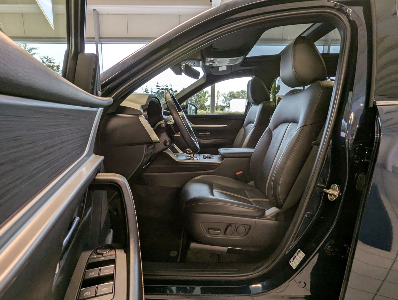 MAZDA CX-80 3.3L E-SKYACTIV D 254 HOMURA+ 7-Sitze Pano - Image 11