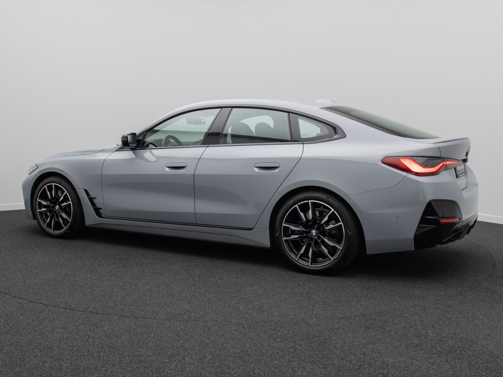 Fahrzeugabbildung BMW M440 i xD Gran Coup&eacute; H/K Kamera HUD DAB 19Zoll