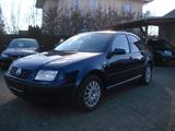 Volkswagen Bora 1.6*77 KW*Klima*EFH*ZV*TÜV 12/2026 - Volkswagen Bora mit Benzin-Antrieb: Limousine