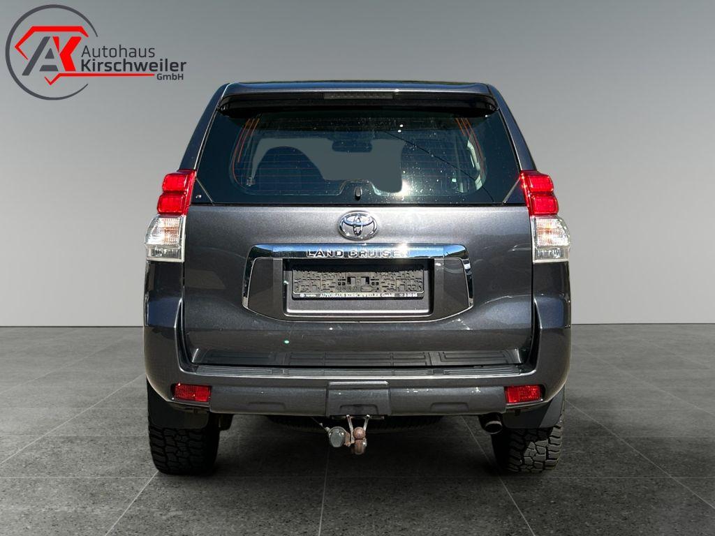 TOYOTA LAND CRUISER 3.0 D-4D 173CH 4X4