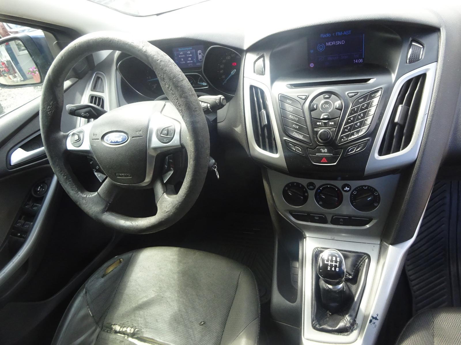 Ford Focus 2012 — фото 13