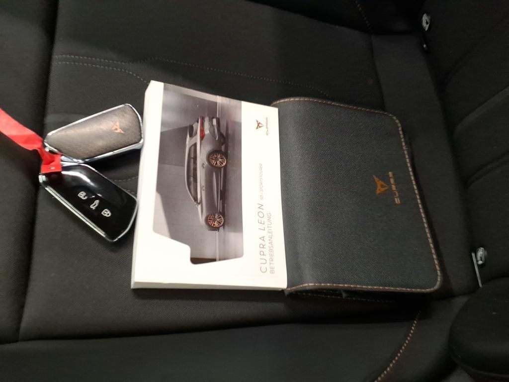 Cupra Leon 1.4 TSI e-HYBRID 180kW Klima*Tempo*Nav*PDC