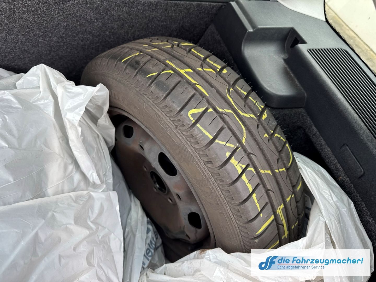 Fahrzeugabbildung SKODA Fabia Combi Cool Edition Klima *EXPORT