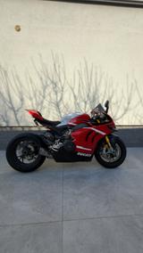 Ducati Panigale V4S - Offers