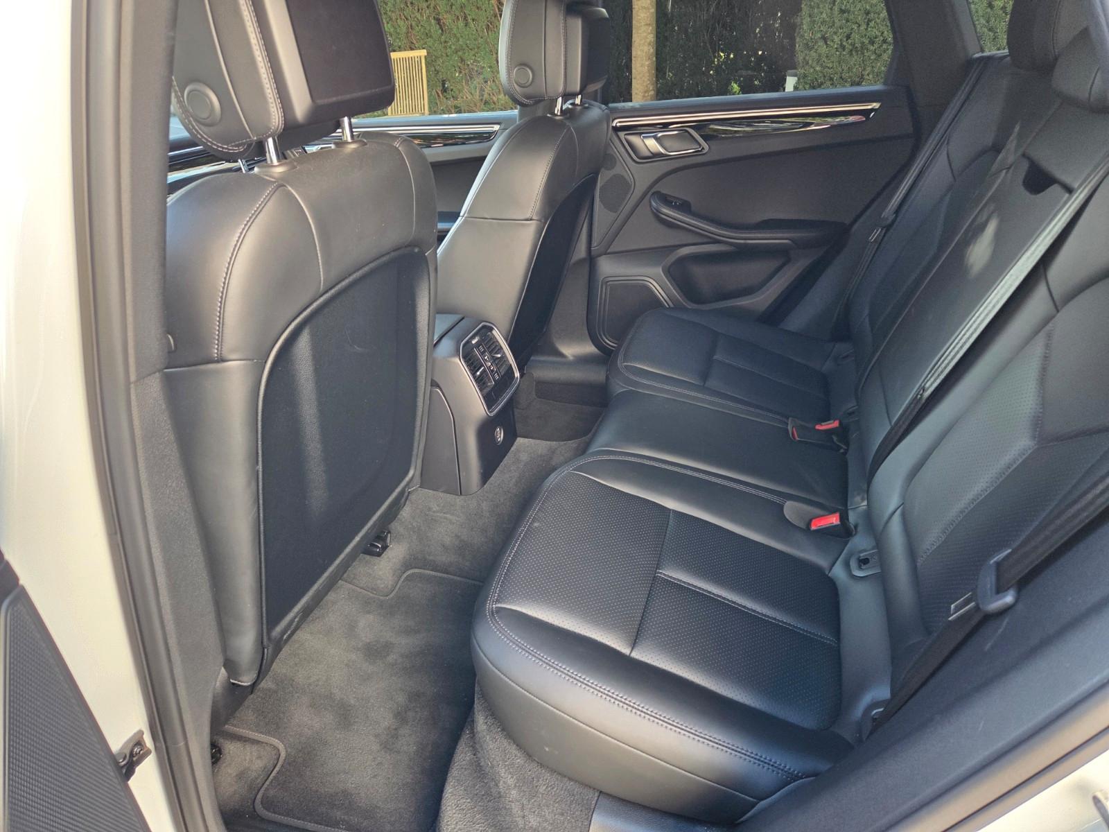 Porsche Macan S mit original Porsche Garantie (Approved)