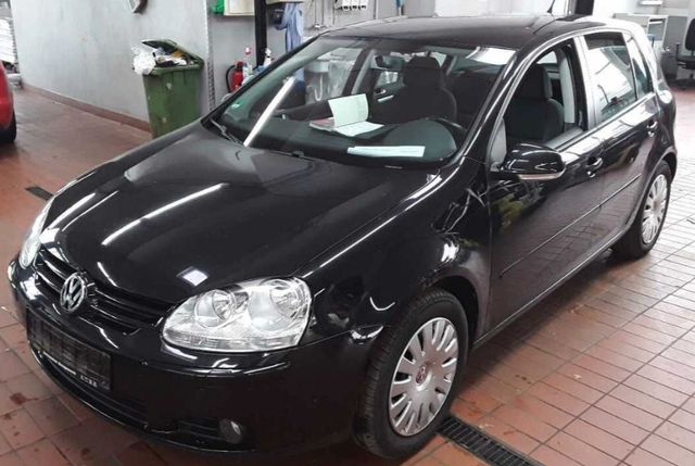 Volkswagen Golf V Lim. Tour, 2.0L TDI,Klima,eSD,PDC,AHK,MFA