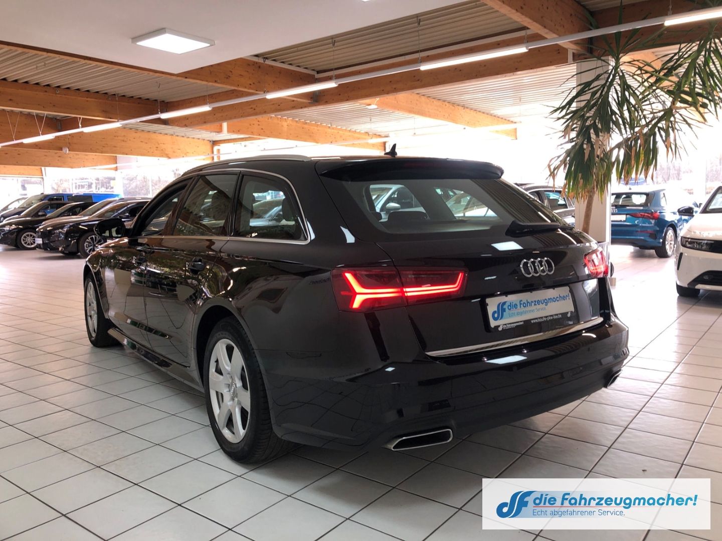 Fahrzeugabbildung Audi A6 Avant 2.0 TDI ultra Navi Bi-Xenon El. Heckkla