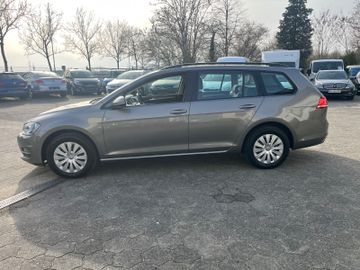 Volkswagen Golf - 5
