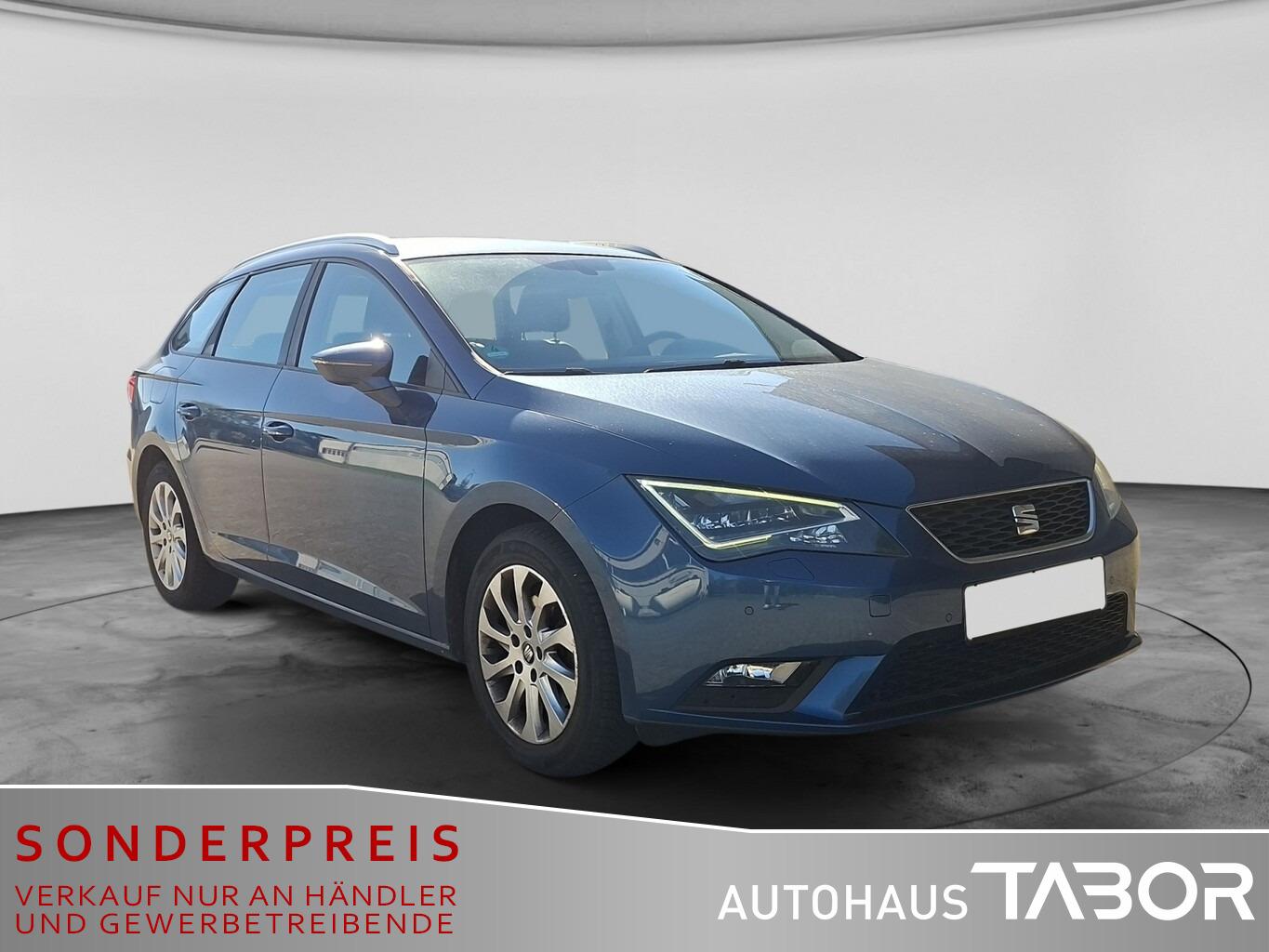 Seat Leon 2015 — rear view