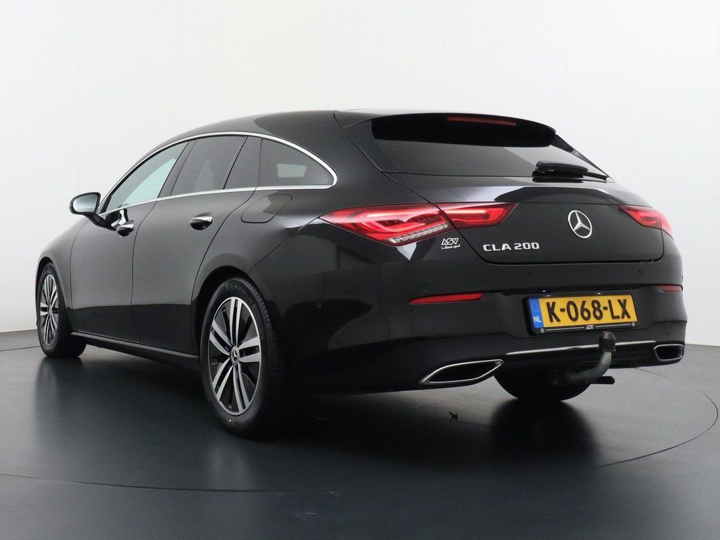 Mercedes-Benz CLA 200 Shooting Brake Business Solution Luxury