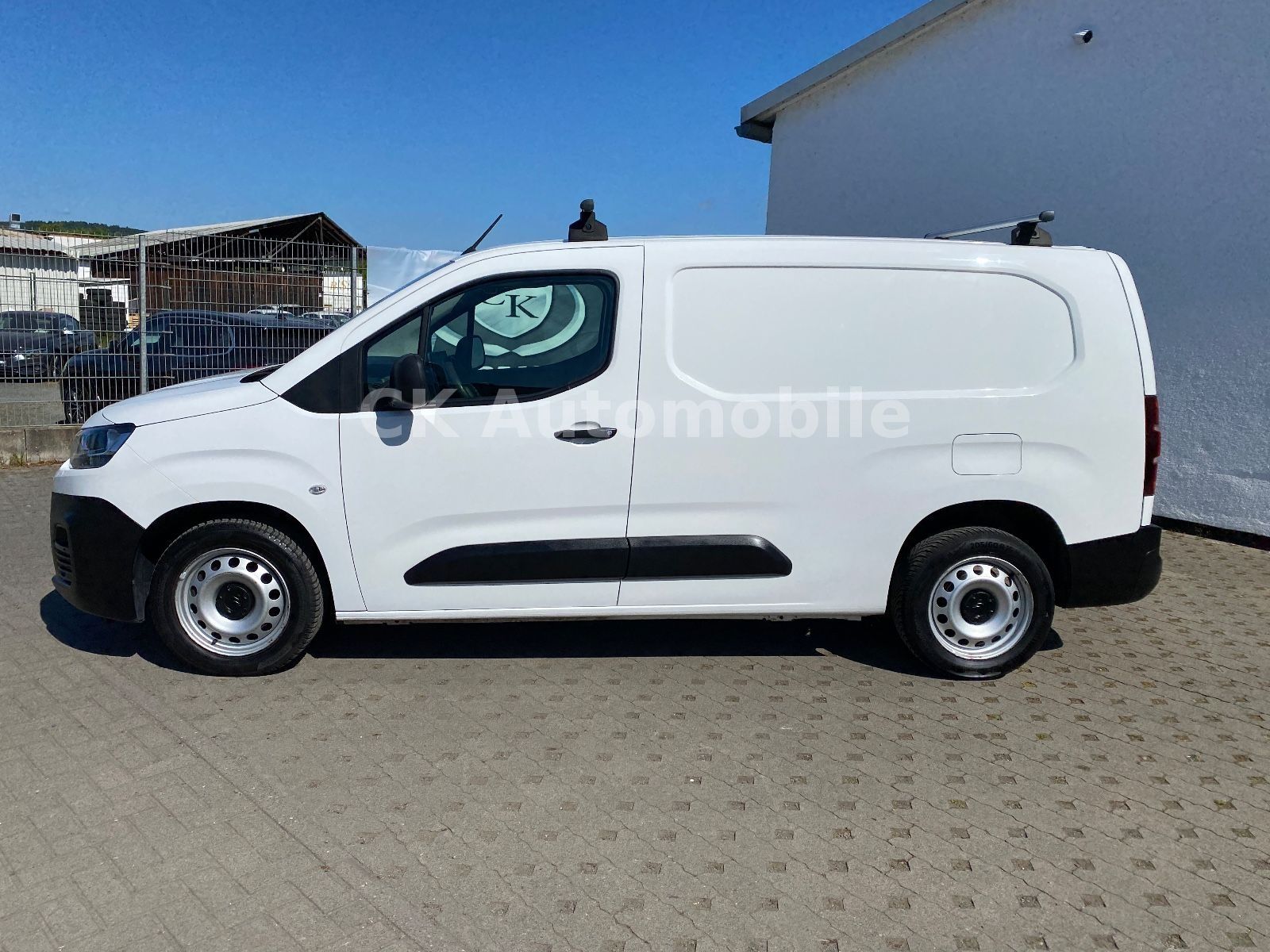 Fahrzeugabbildung Citroën Berlingo Kasten Driver XL/L2/Navi/Klima/Kamera
