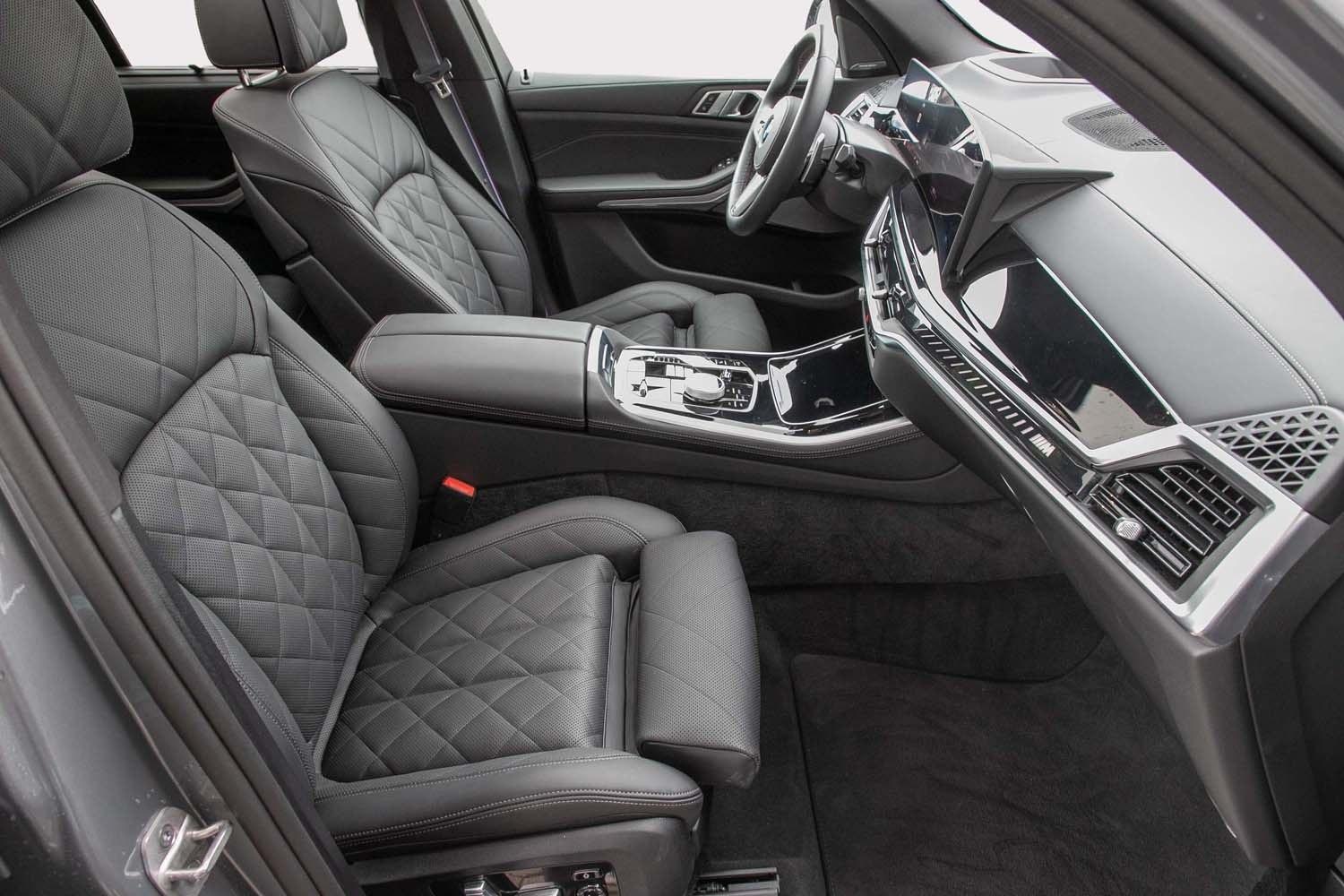 BMW X5 M60i xDrive M Pro AHK Pano HeadUp Luftfederng
