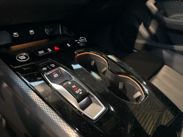 A5 Avant 2.0 TFSI Tech S line KAMERA SHZ ACC LED