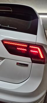 Volkswagen Tiguan 2.0 TSI OPF 140kW DSG R-LINE 4MOTION - Volkswagen Tiguan: 140