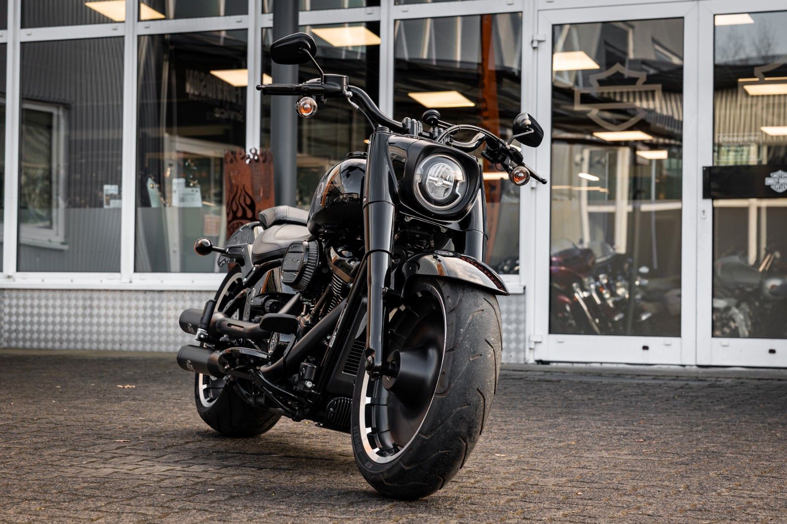 Fahrzeugabbildung Harley-Davidson Softail Fat Boy 30th Anniversary -Jekill & Hyde-