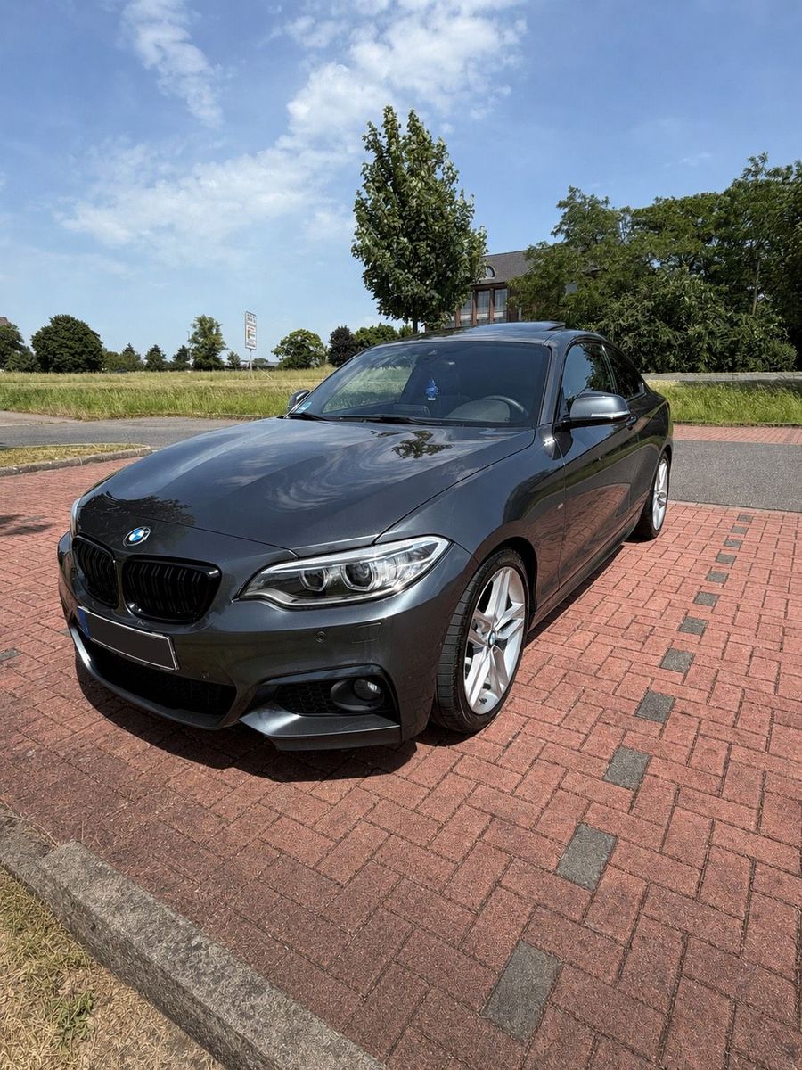 BMW 220