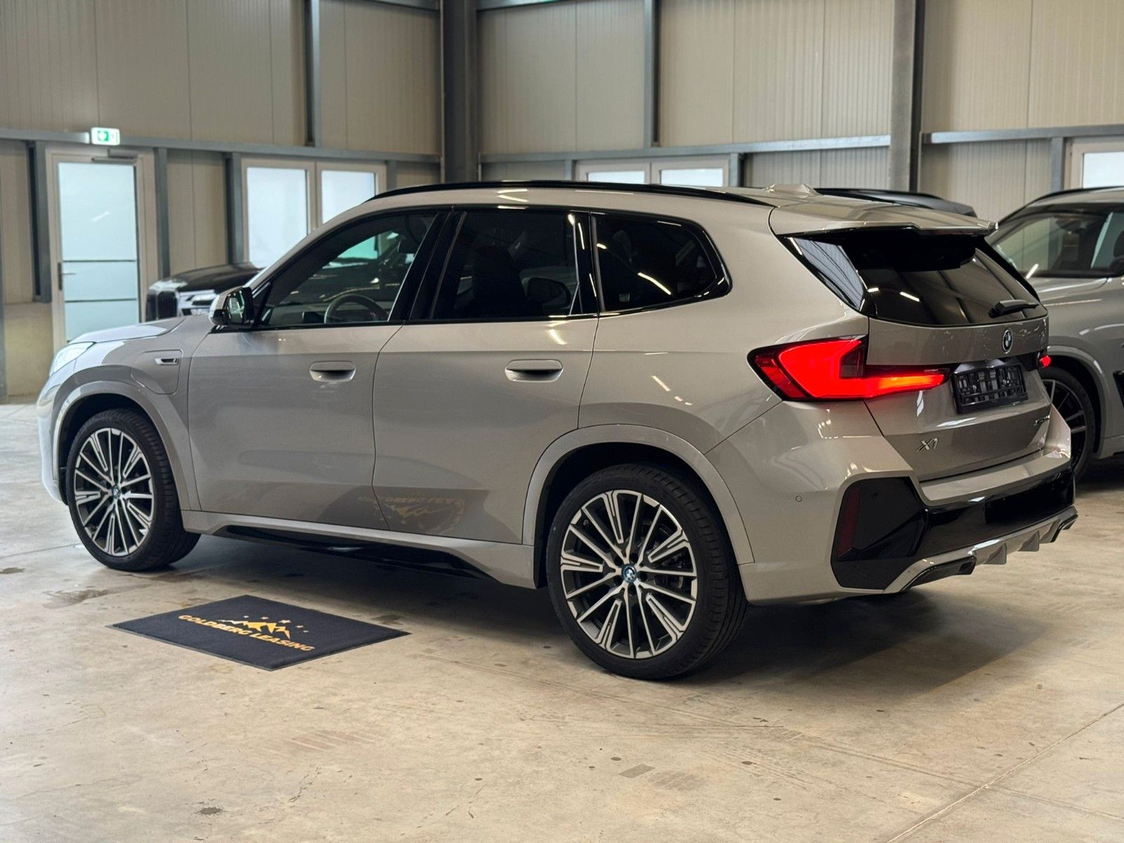BMW X1 xDrive30e M SPORT LUXURY SHADOW FULLY foto 5