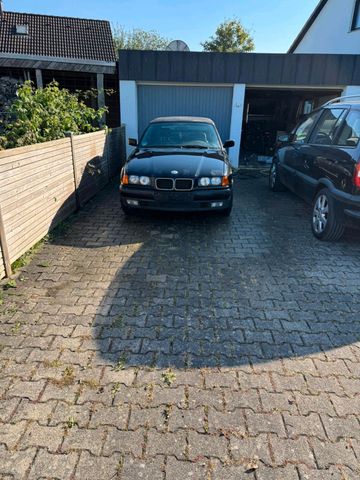 BMW e36 318i cabrio