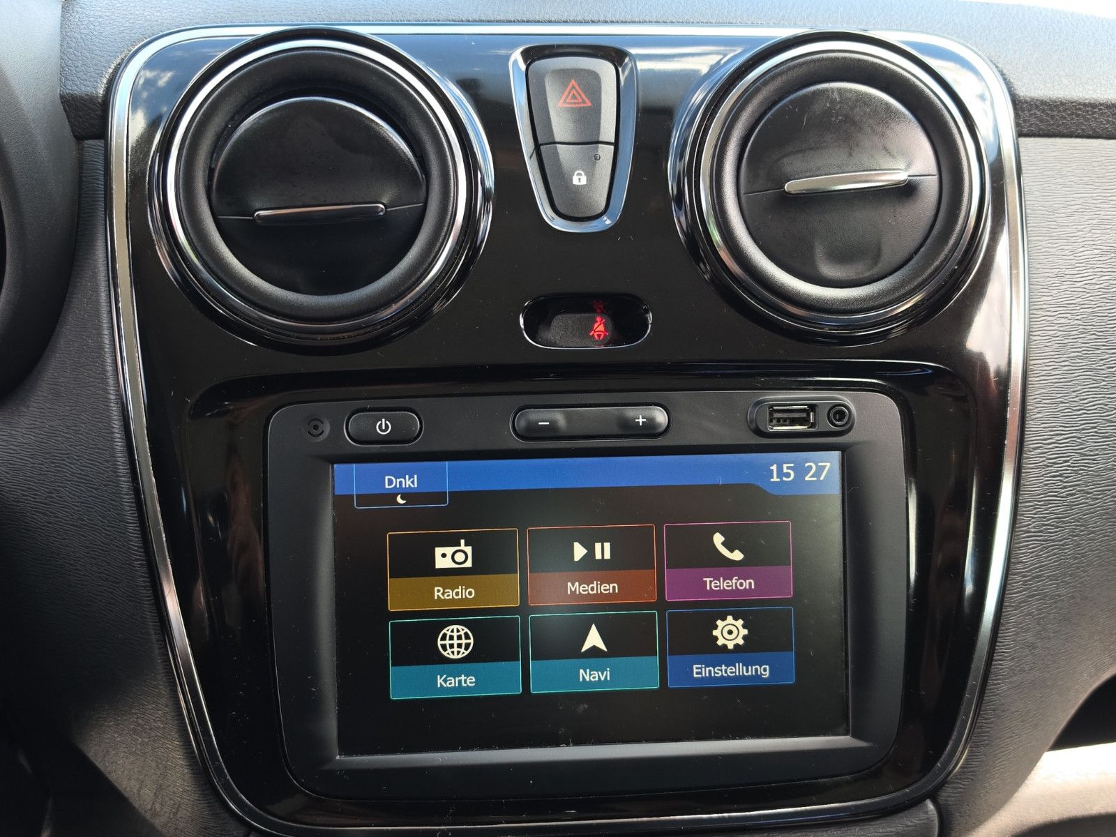 Fahrzeugabbildung Dacia Lodgy Comfort 7x Sitzer Navigation Tempomat