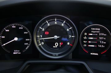 Porsche 992 Targa 4*Sportabgas,BOSE,U-FREI,Approved0726