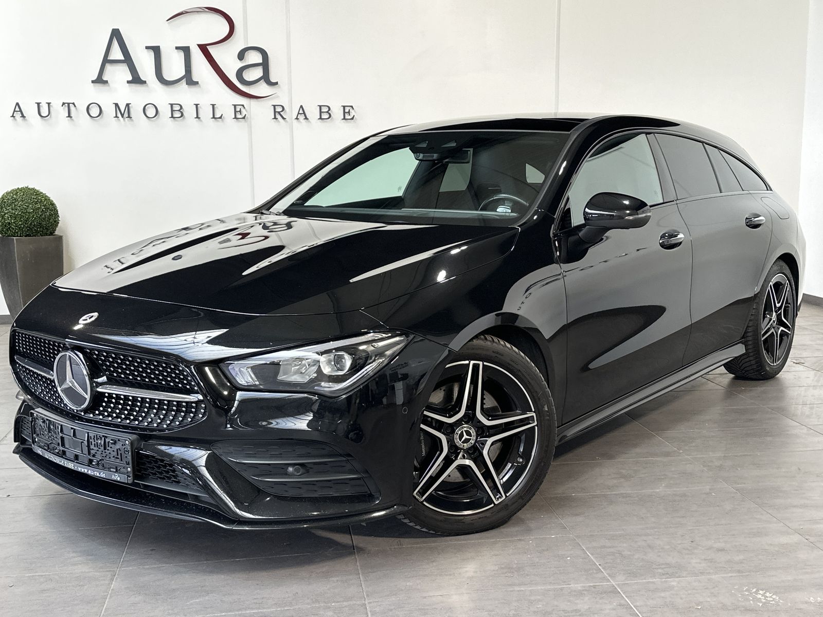 Fahrzeugabbildung Mercedes-Benz CLA 220d Shooting Brake AMG NAV+LED+PANO+360°
