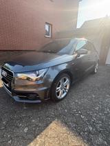 Audi A1 1.4 TFSI S tr. 136kW S line Sportback S line - Audi A1: Grau