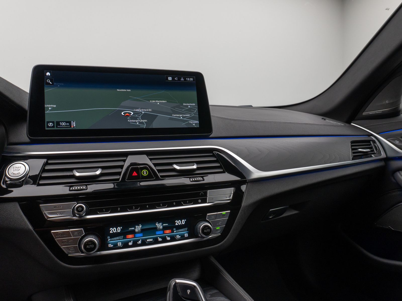Fahrzeugabbildung BMW 540d xD M Sport Pro Laser Kamera HUD DAB H/K 20"