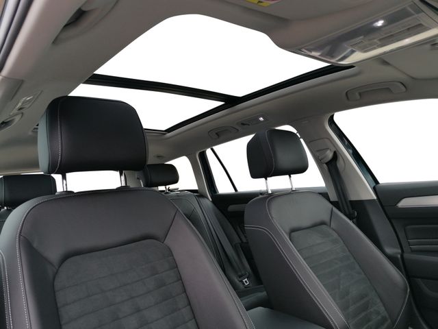Passat Variant 2.0 TDI SCR DSG Elegance STHZ