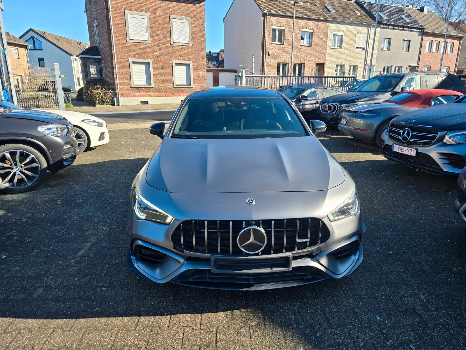 Mercedes-Benz CLA 45 S AMG 4Matic Automat Panorama Kamera LED