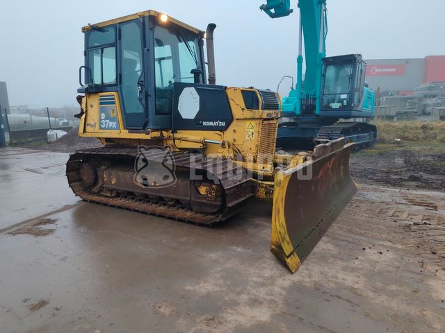 Komatsu D37px-21 Planierraupe