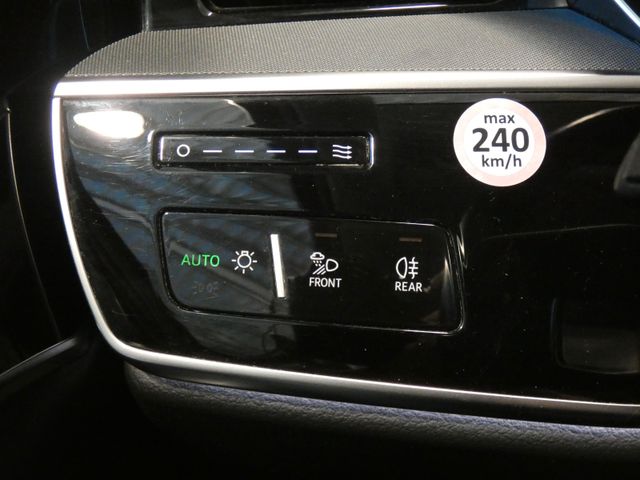 A8 60 TFSI e quattro Panoramadach LEDER