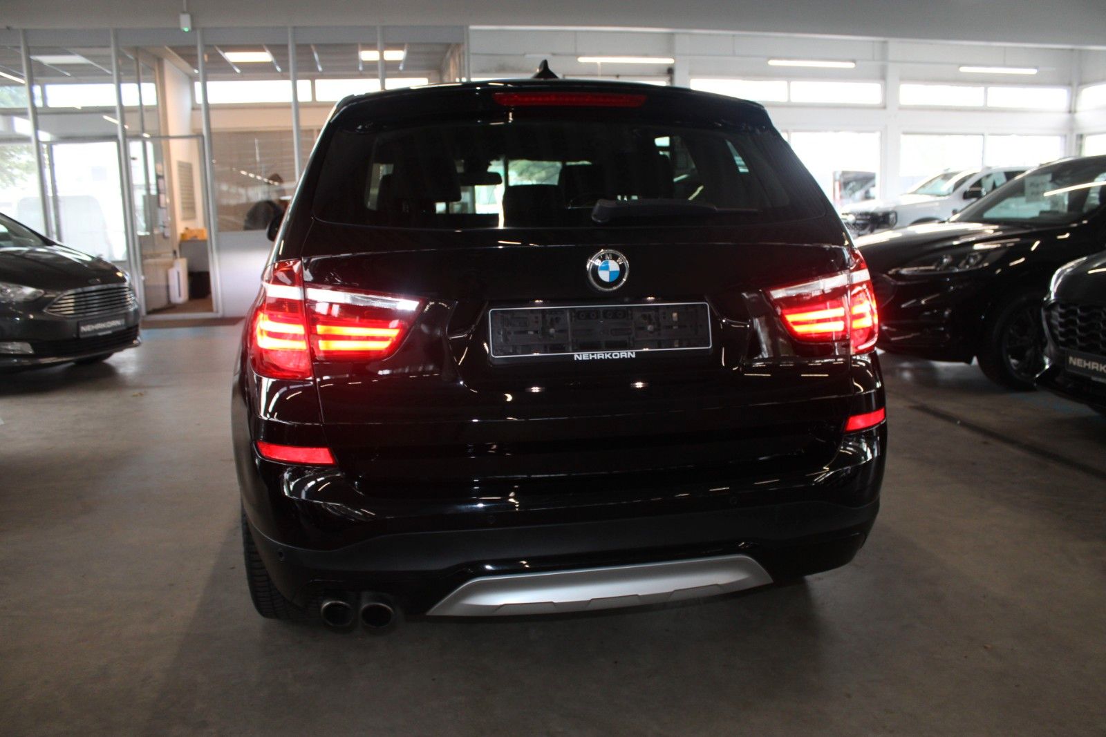 Fahrzeugabbildung BMW X3 xDrive28i xLine Aut. AHK HUD LEDER STDHZ uvm.