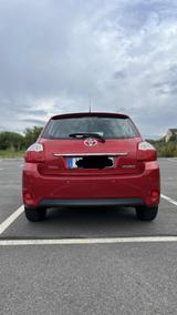 Toyota Auris 1,33-l-Dual-VVT-i - - Toyota Auris: 1.3