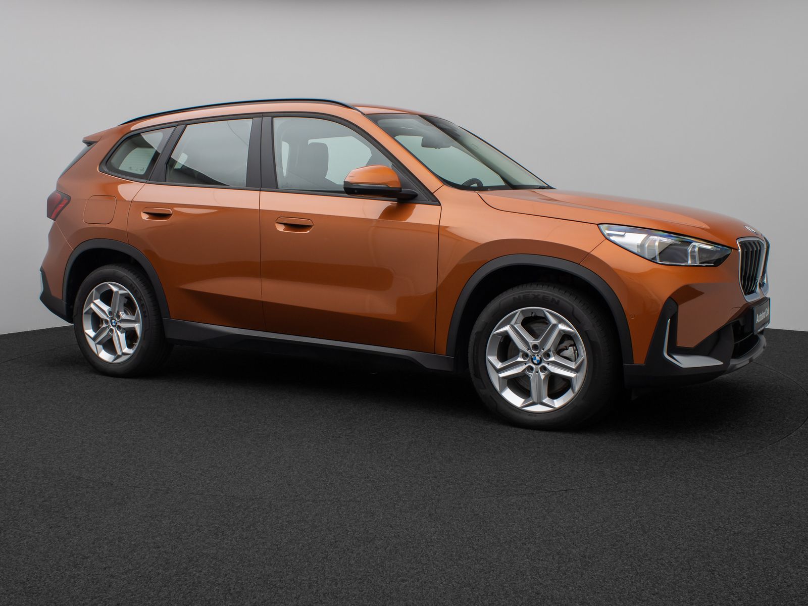 Fahrzeugabbildung BMW X1 xD30e ACC 360°HUD DAB Alarm H/K Sportsitz 18"