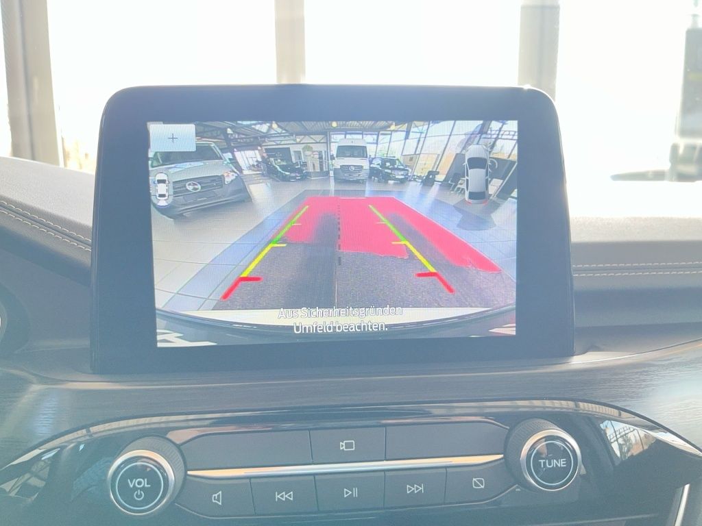 Fahrzeugabbildung Ford Kuga 2.5 Duratec Plug-in-Hybrid PHEV Vignale (EU