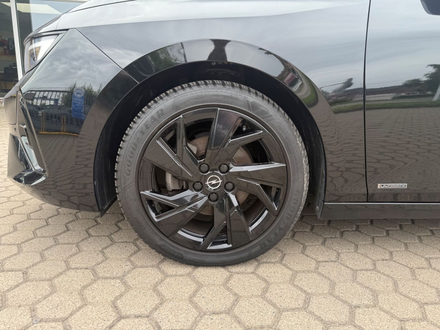 Fahrzeugabbildung Opel Astra L Ultimate Paket SHZ+LHZ+HUD+Kamera+Pano