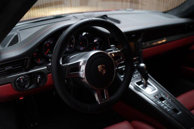Porsche 911 991.1 Turbo S 560 ch • PDK • Burmester • Toit ouvrant • Sièges Sport Plus 18 réglages • PCCB