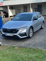 Skoda Octavia RS Combi 2.0 TDI DSG 2021 | Vollausstatt - Skoda Octavia: 20v