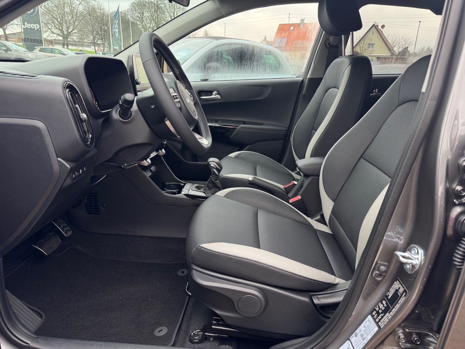 Fahrzeugabbildung Kia PICANTO 1.2 AUTOMATIK GTL TECH NAVI ASS+ 84 PS