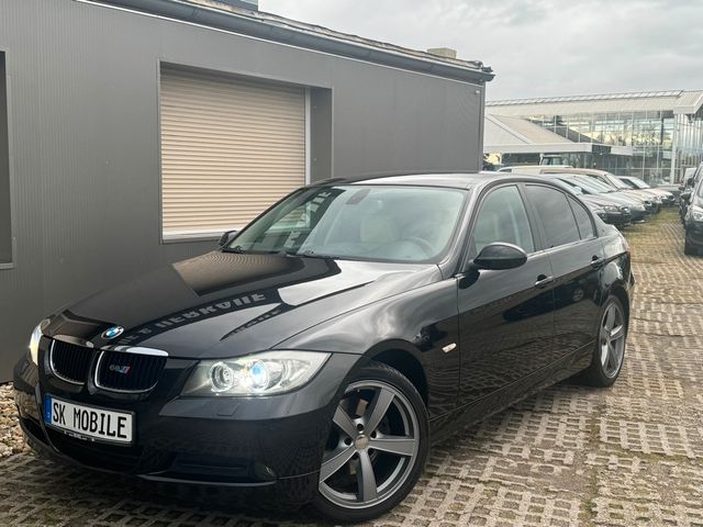 BMW 320 Baureihe 3 Lim.6GANG*NAVI*AHK*LEDER *