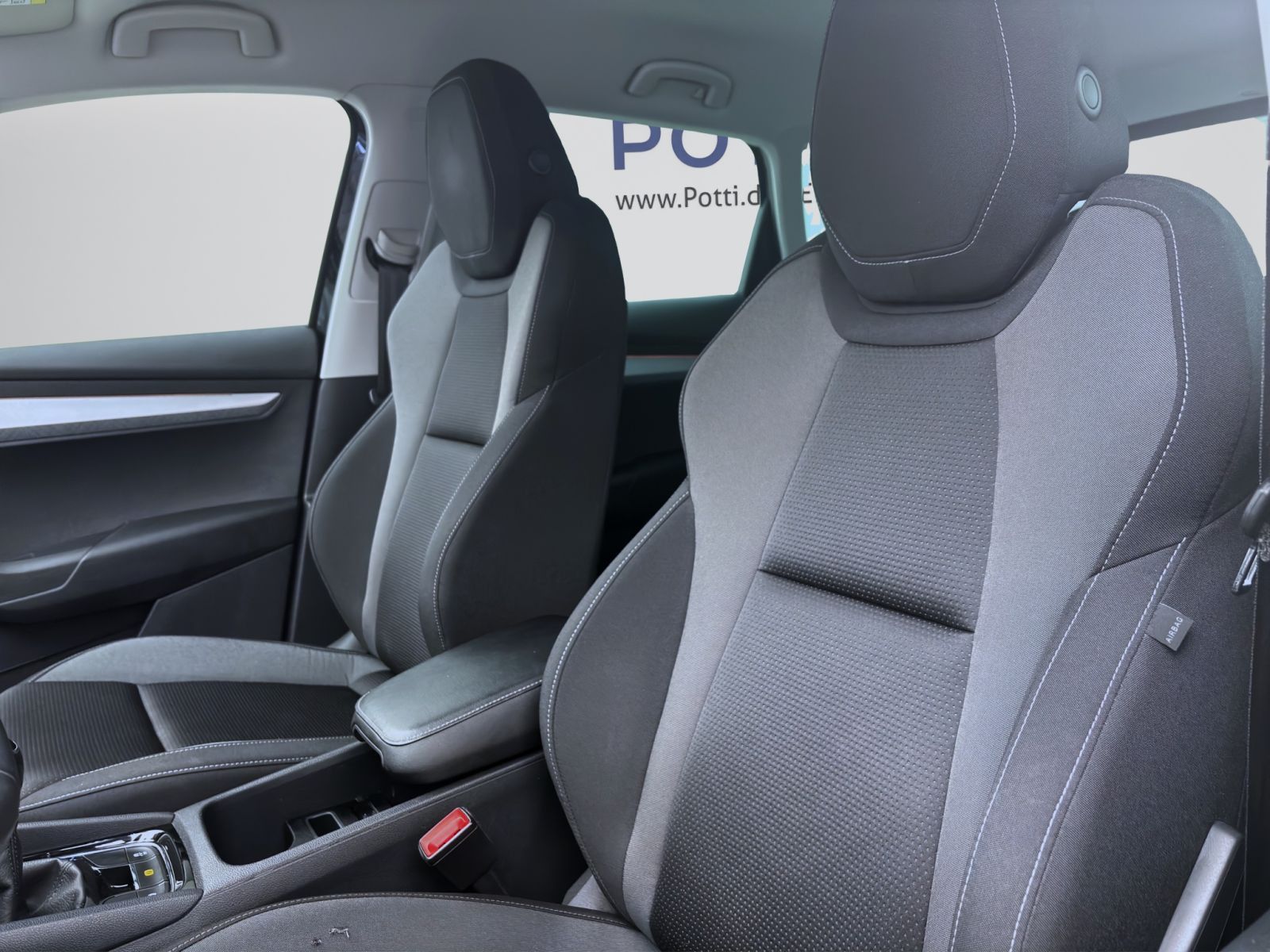 Skoda Karoq - Bild 10