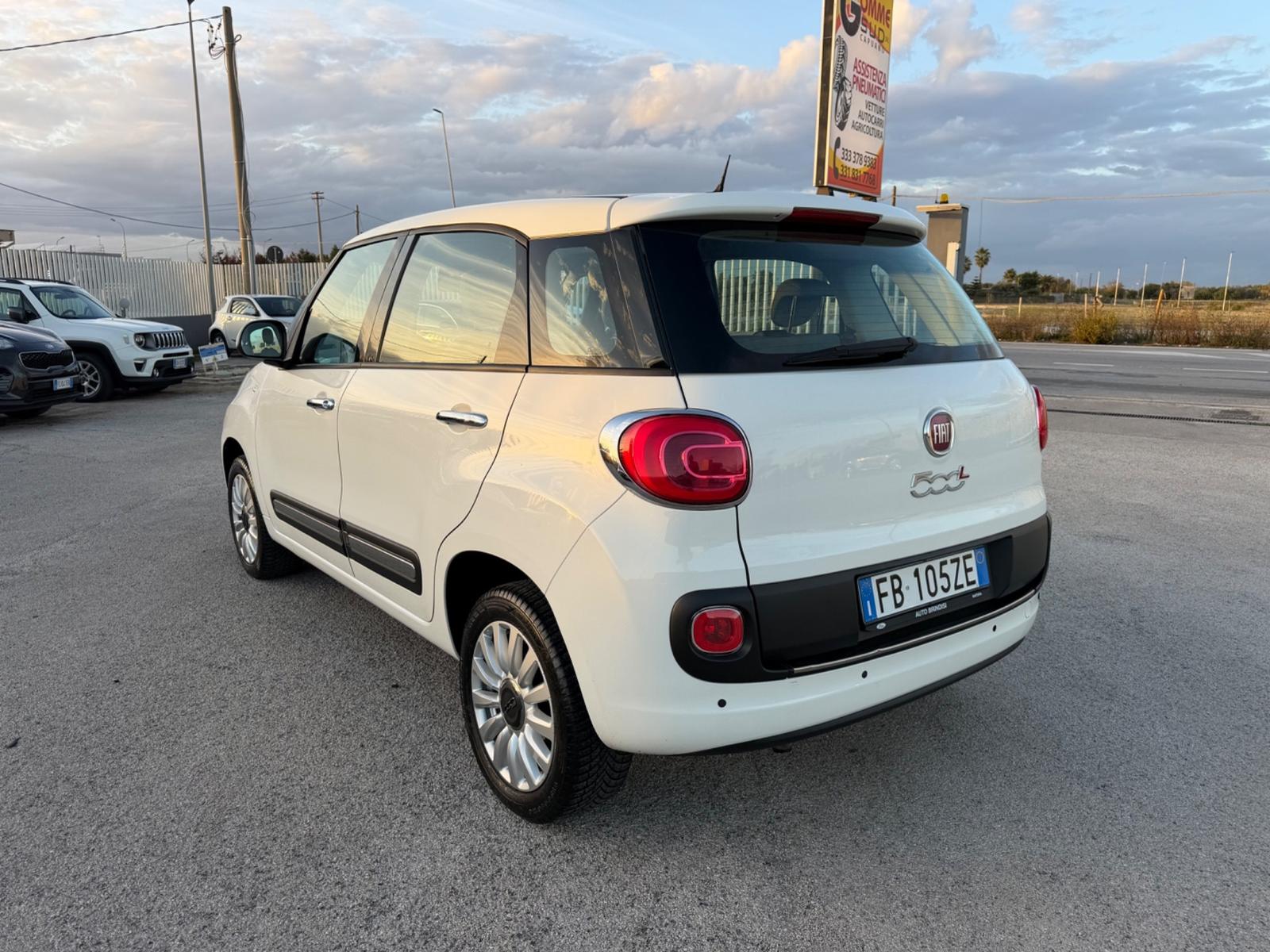 Fiat 500L 2015 — photo 9
