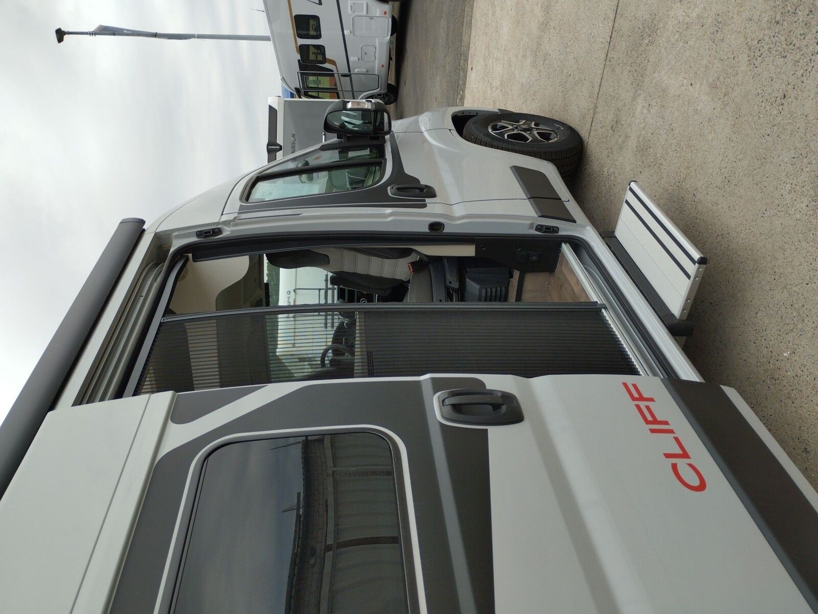 Fahrzeugabbildung Sunlight Adventure Cliff 602 Combi4D,Rahmenf.,Alu,Autom.