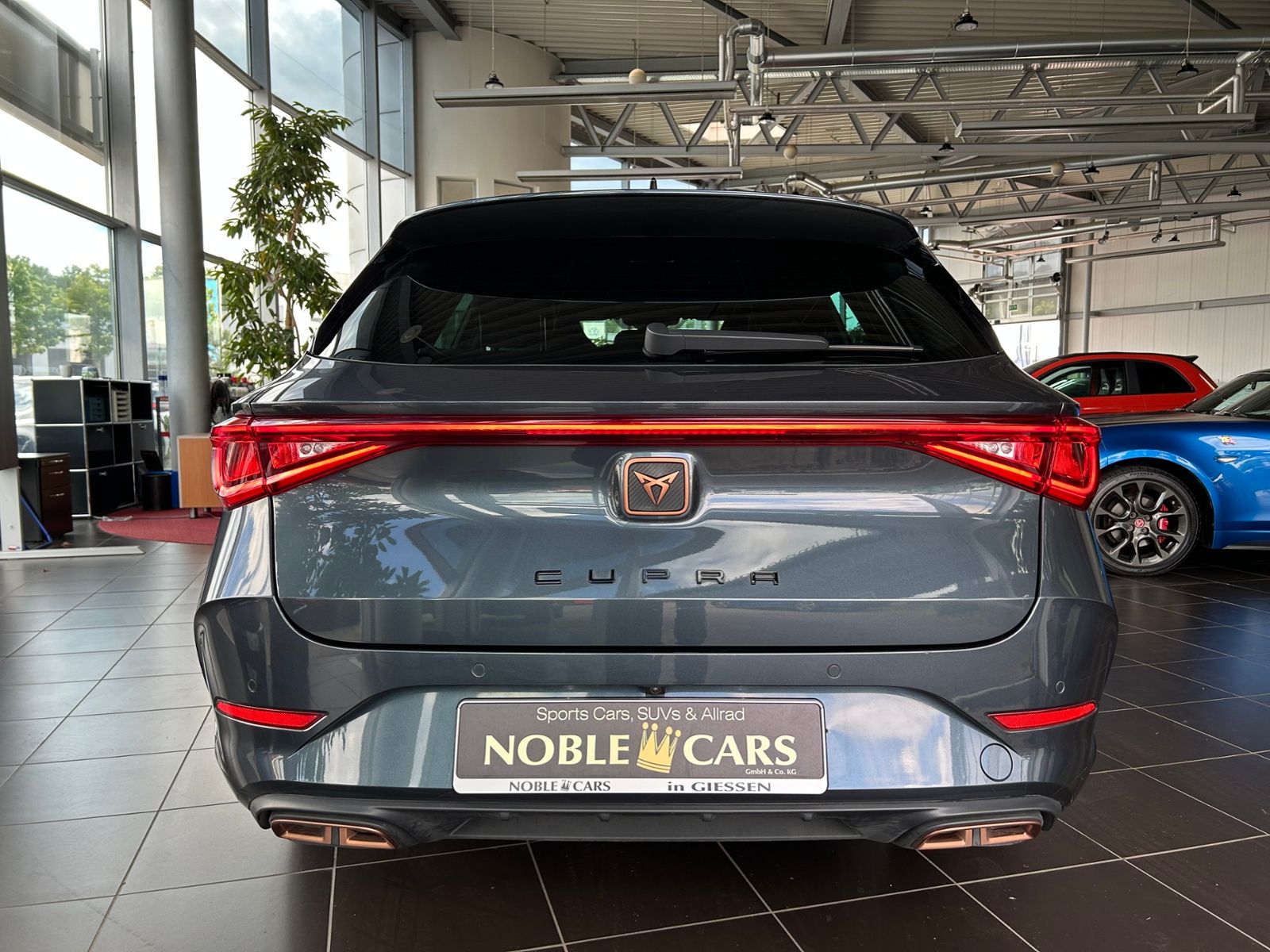Fahrzeugabbildung CUPRA Leon Sportstourer e-Hybrid KLIMA LED NAVI SHZ