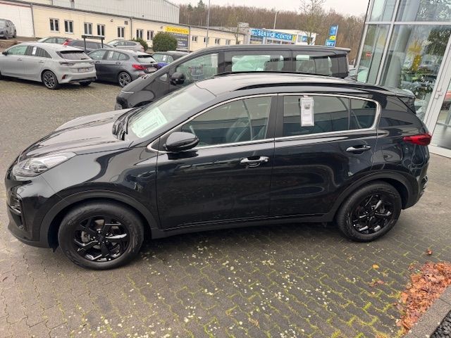Fahrzeugabbildung Kia Sportage Black Edition 4WD PREMIUM LED NAVI ALU