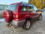 Toyota RAV 4  2.0 VVT-i 4X4 Facelift - gebrauchte Toyota RAV 4 aus dem Jahr 2004