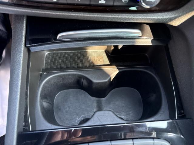 Opel Insignia B Grand Sport Ultimate Sportpaket HUD E