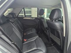 Fahrzeugabbildung GLE 350 d 4Matic NAV SCHIEBEDACH LED SHZ
