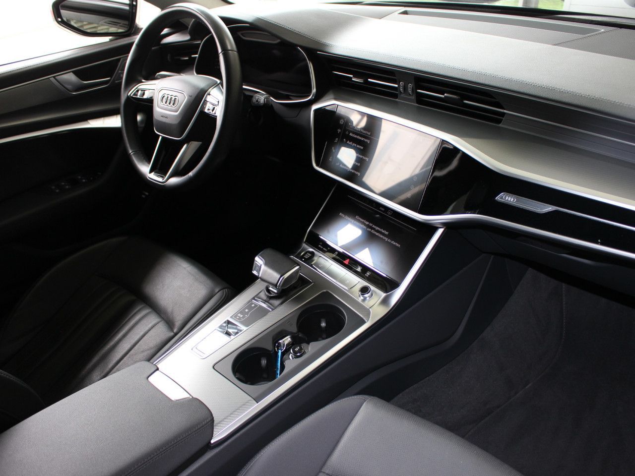 Fahrzeugabbildung Audi A6 Avant 45 TFSI design Leder/LED/ACC/RFK