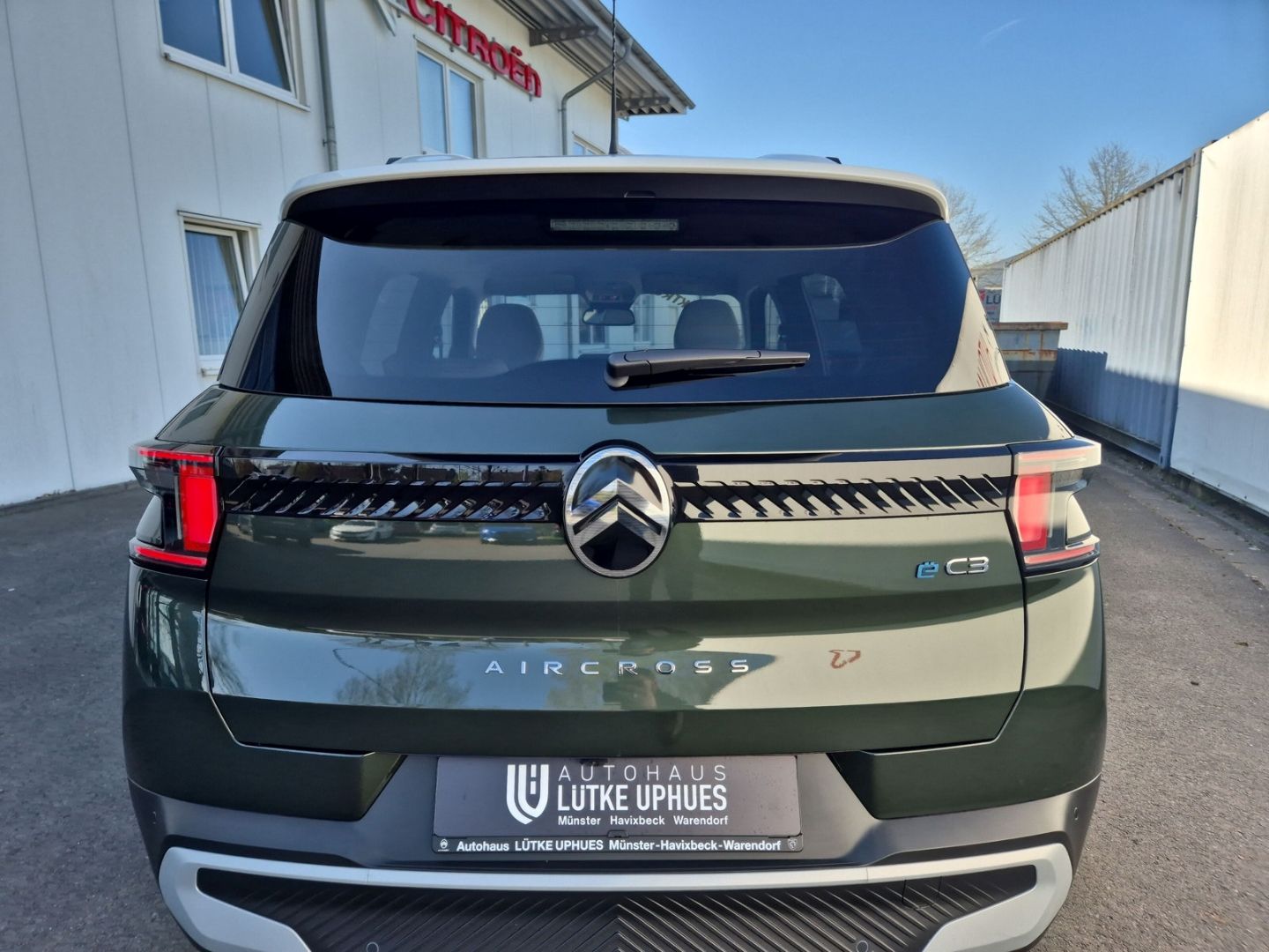 Fahrzeugabbildung Citroën C3 Aircross Elektro 113 MAX LED CarPlay Klimaaut